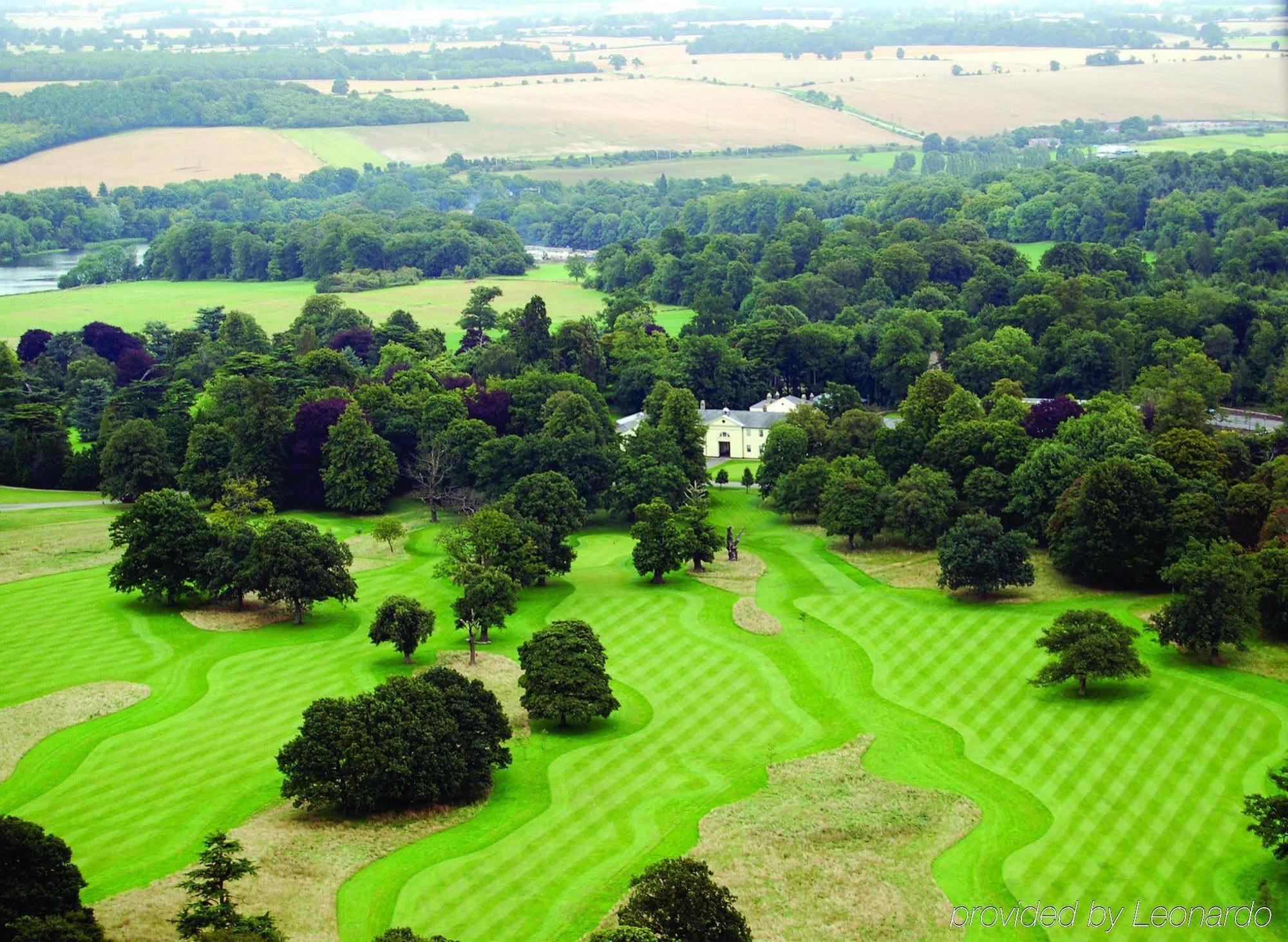 Luton Hoo Hotel, Golf And Spa Bagian luar foto The park